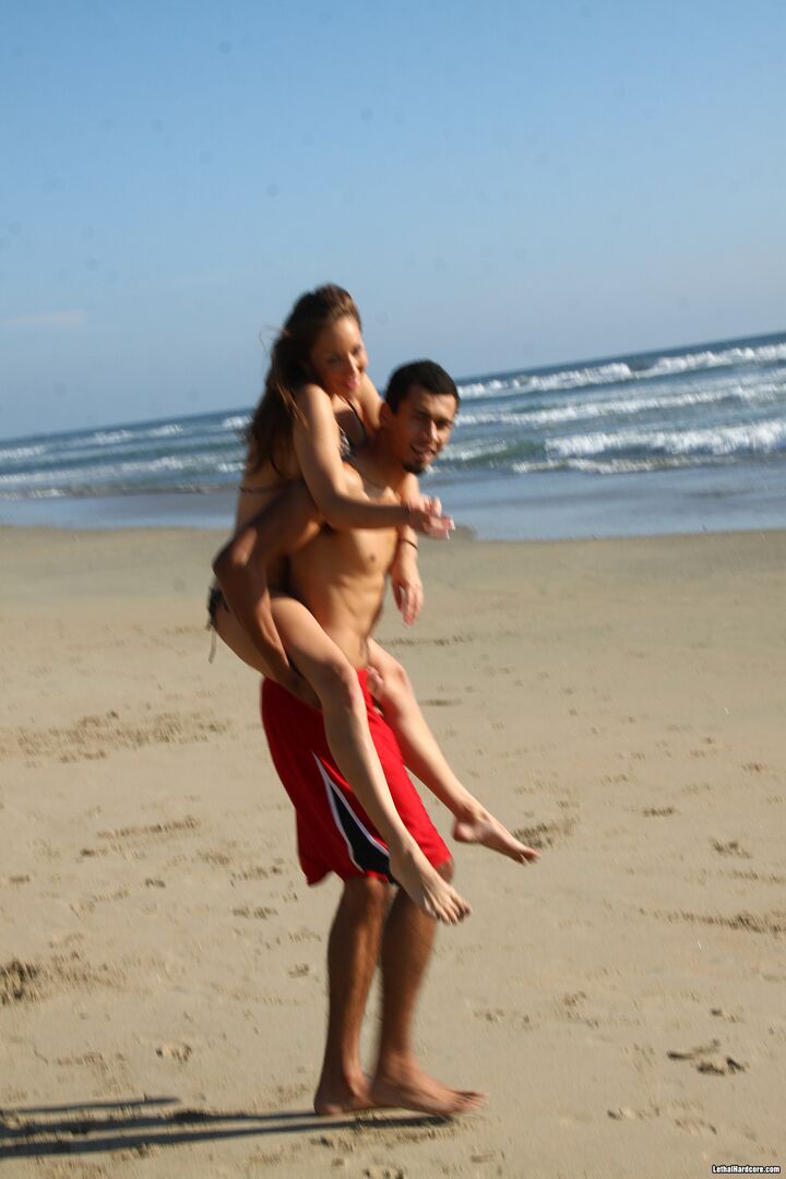 A Day Of Yoga At The Beach Turns Into Blissful Fucking