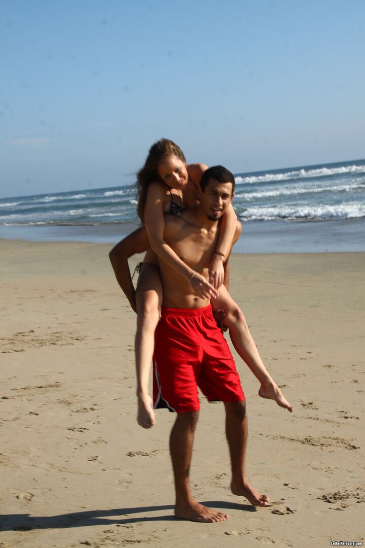 A Day Of Yoga At The Beach Turns Into Blissful Fucking
