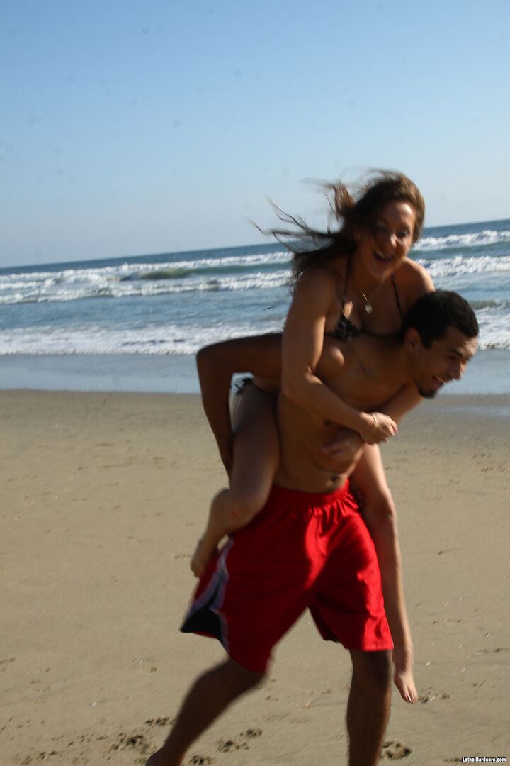 A Day Of Yoga At The Beach Turns Into Blissful Fucking