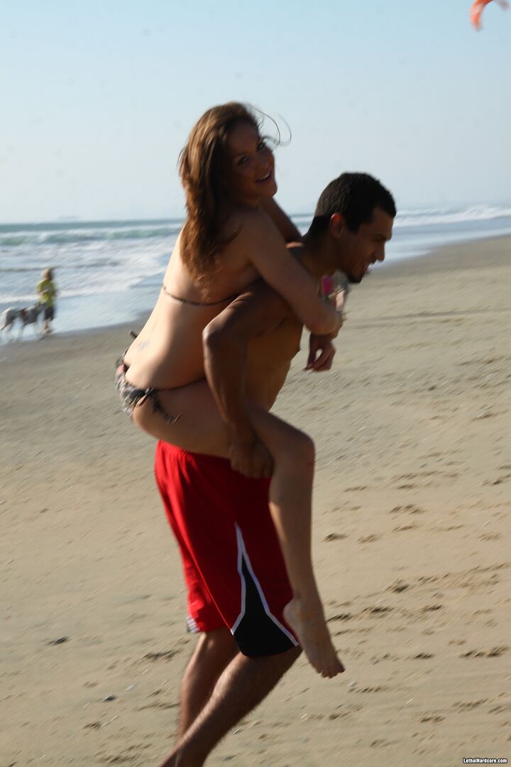 A Day Of Yoga At The Beach Turns Into Blissful Fucking