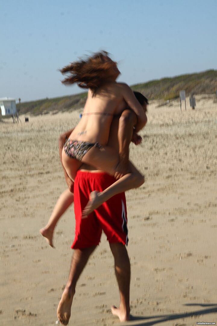 A Day Of Yoga At The Beach Turns Into Blissful Fucking