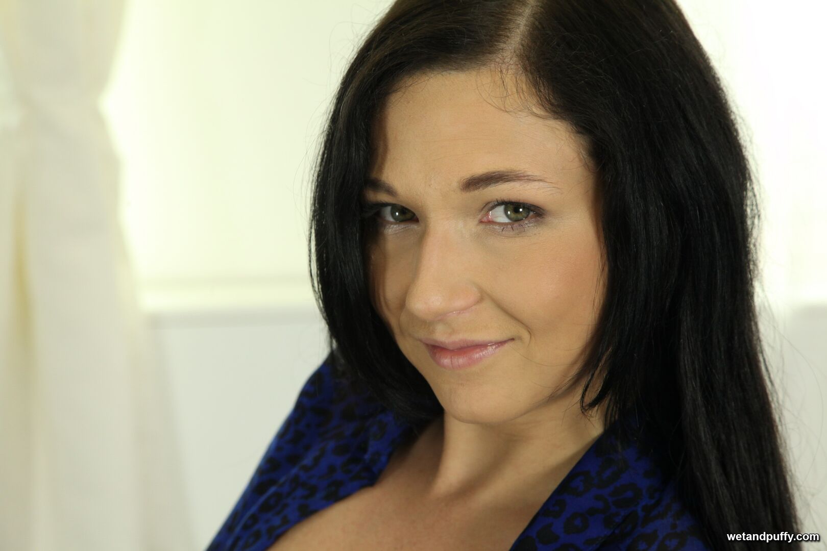 Foxy Anne — Annal Anne
