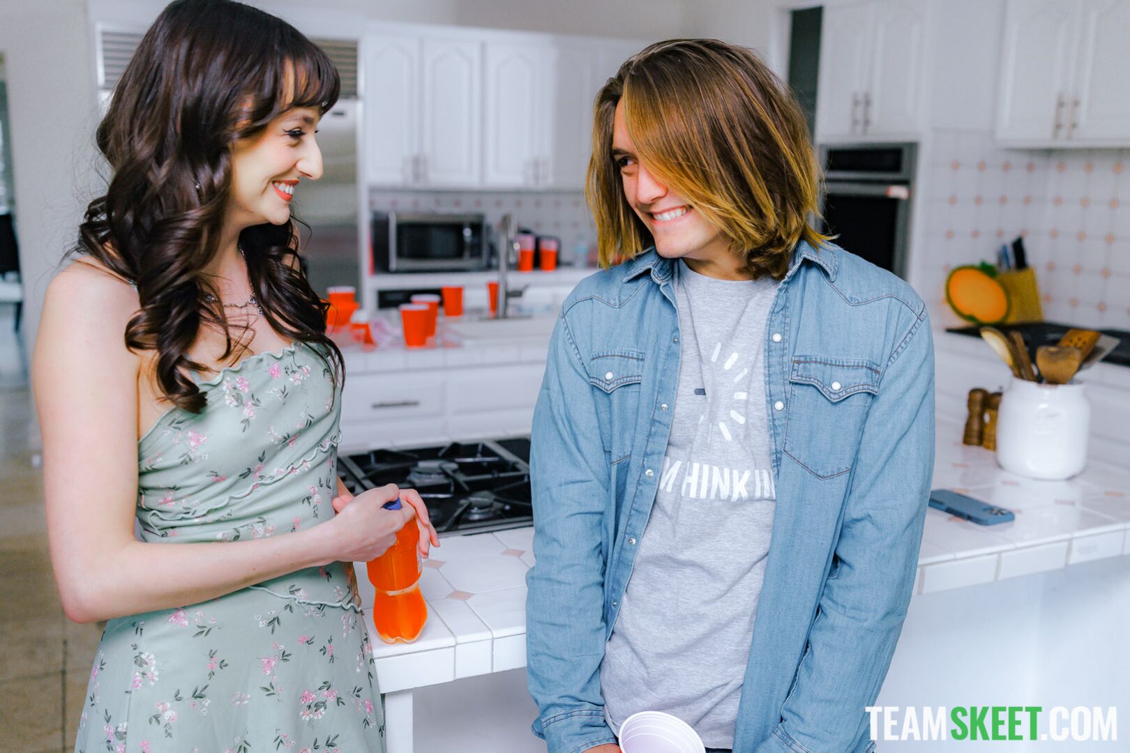 Stepbro Takes Lana’s V-Card