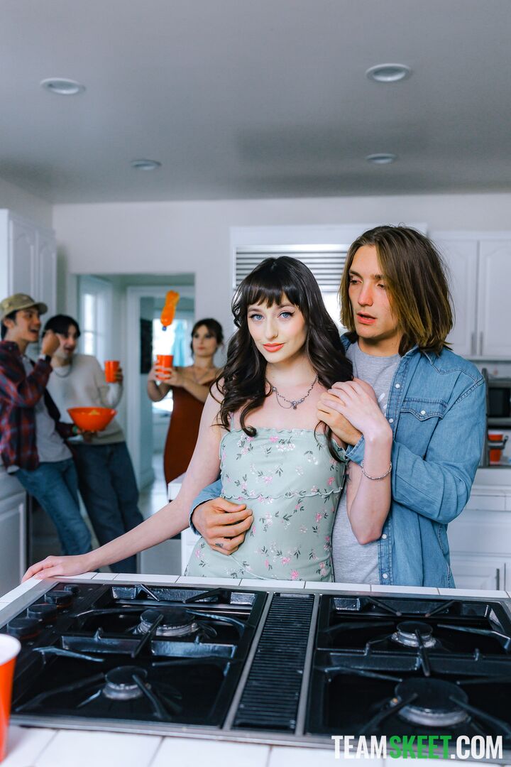 Stepbro Takes Lana’s V-Card