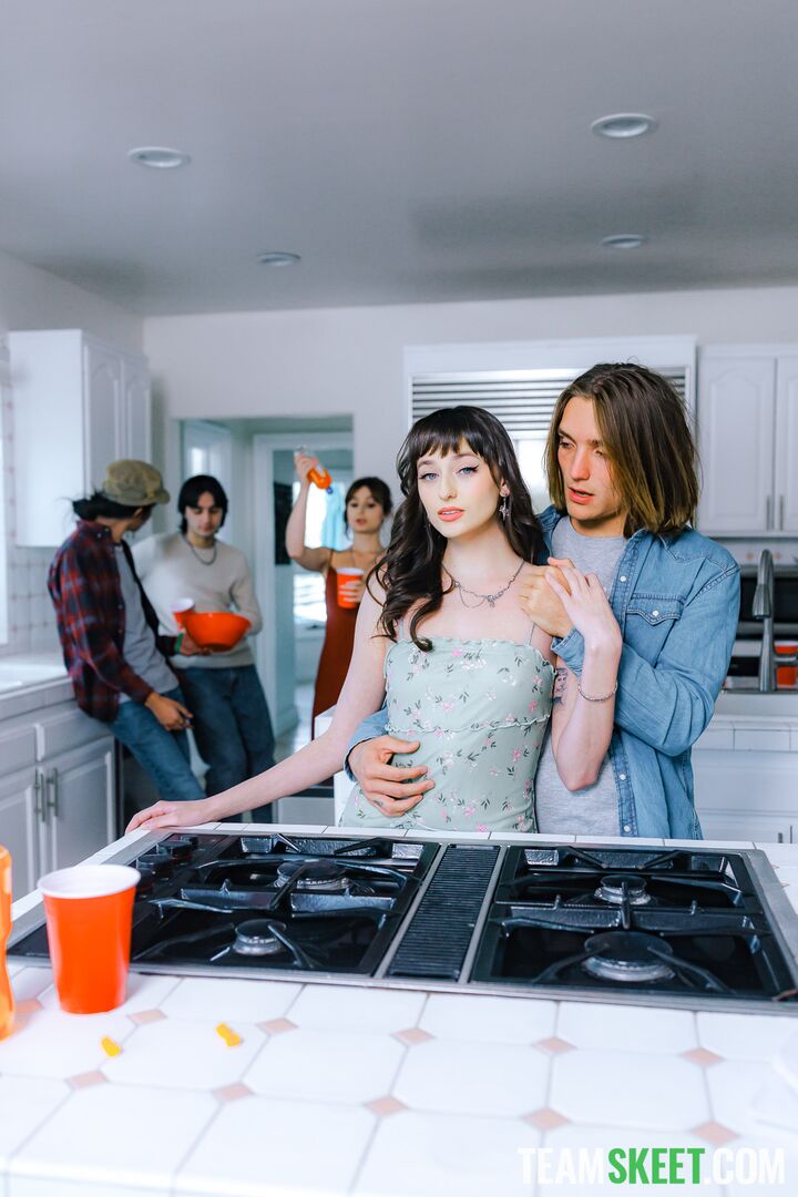 Stepbro Takes Lana’s V-Card
