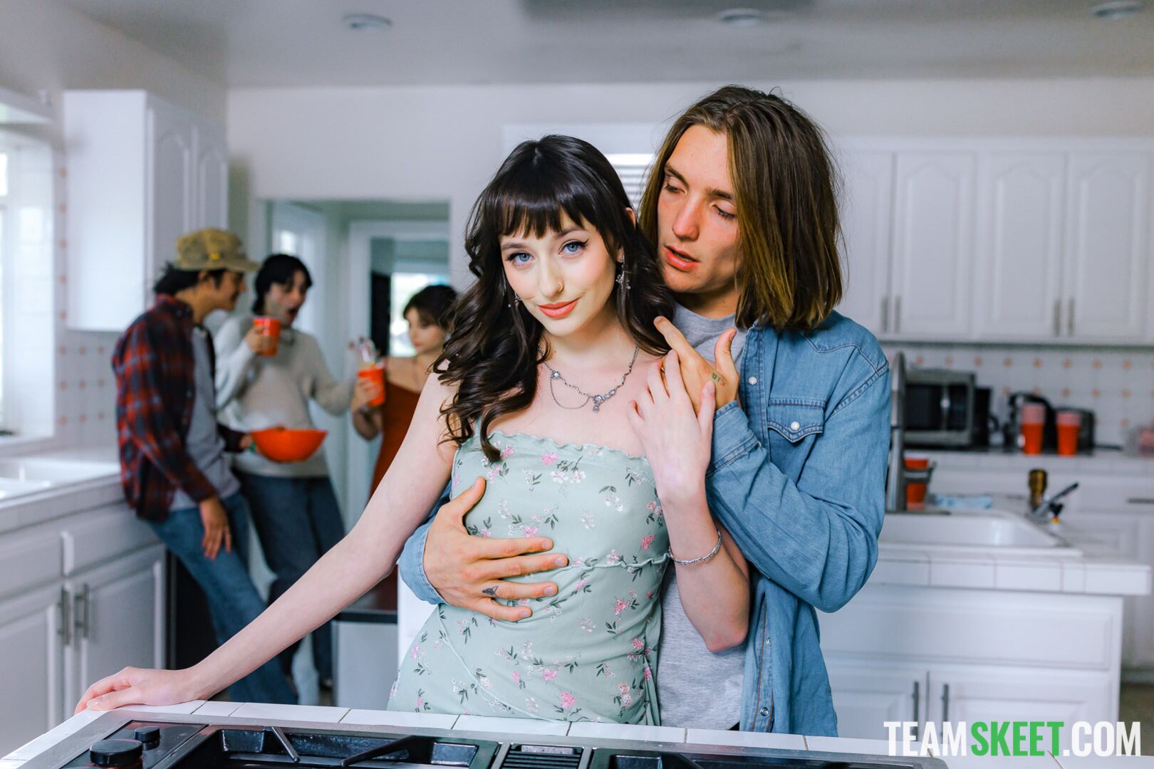 Stepbro Takes Lana’s V-Card