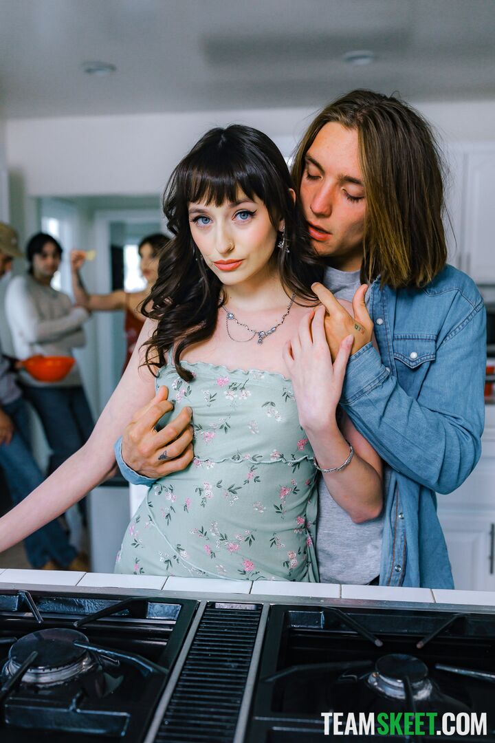 Stepbro Takes Lana’s V-Card