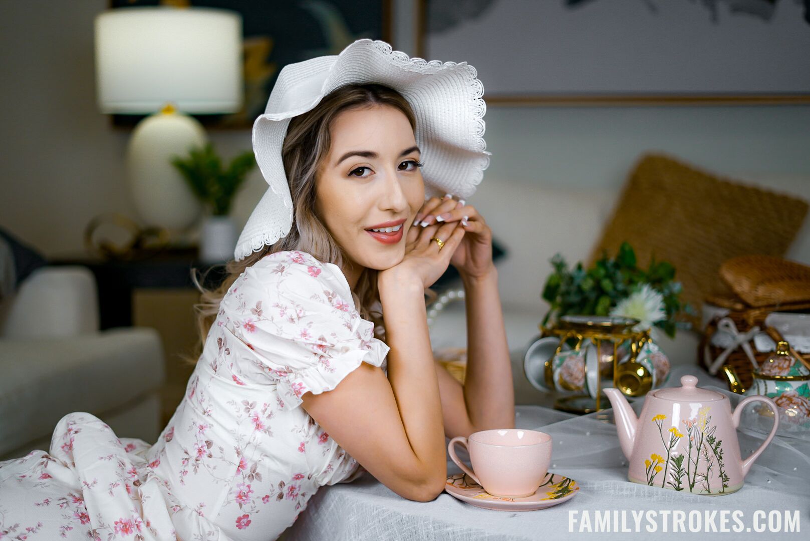 A Spoonful of Cum For Your Tea