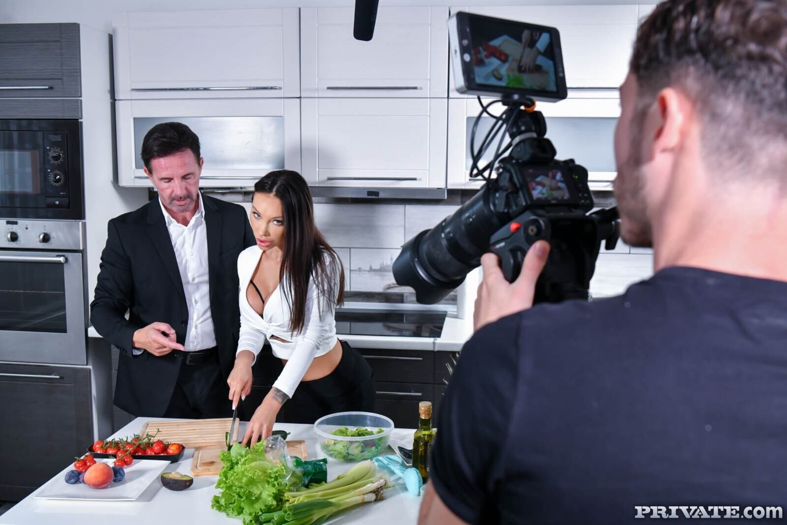 Monika Fox dresses her salads by squirting