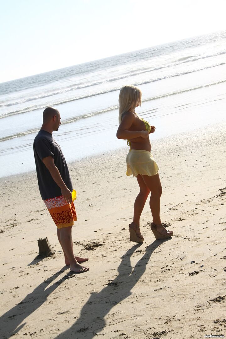 Found A Bitch To Play With While On A Beach Stroll