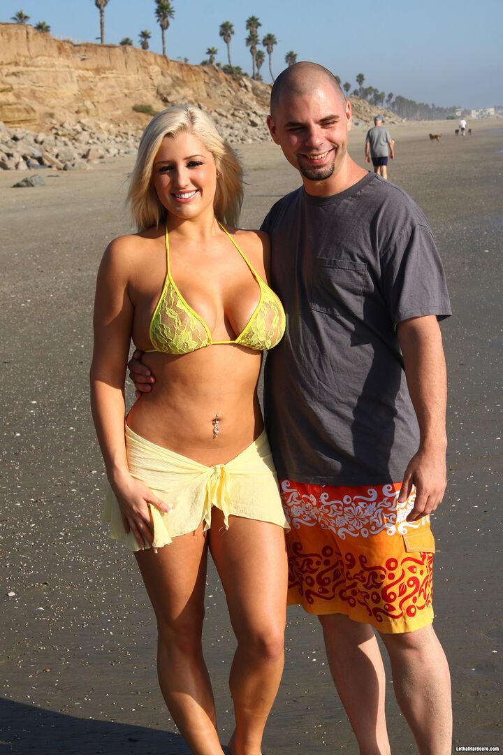 Found A Bitch To Play With While On A Beach Stroll