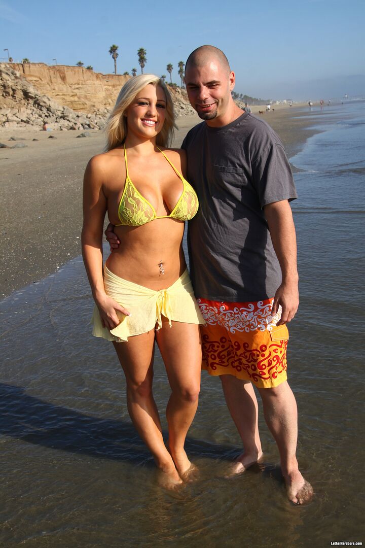 Found A Bitch To Play With While On A Beach Stroll