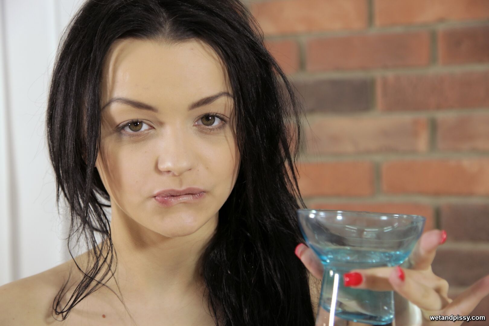 Dafne — Thirsty Dafne