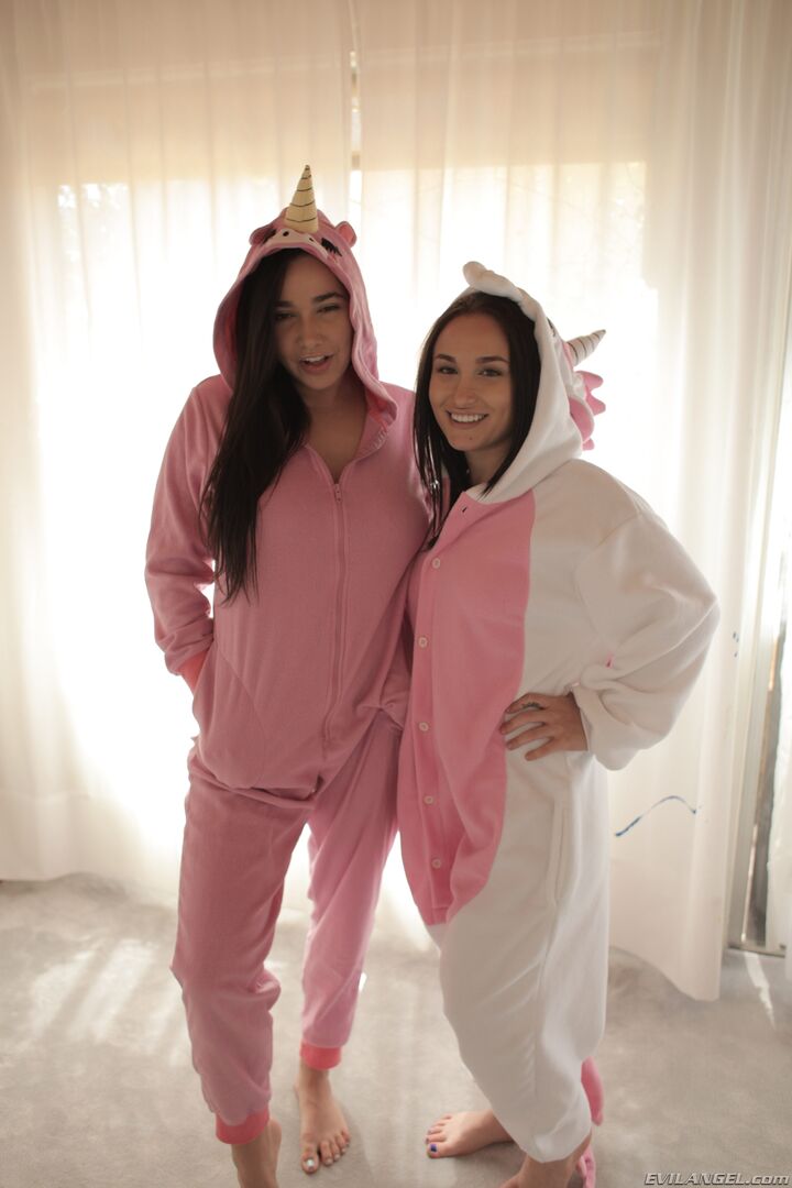 Sweet Lesbians In Unicorn Pajamas