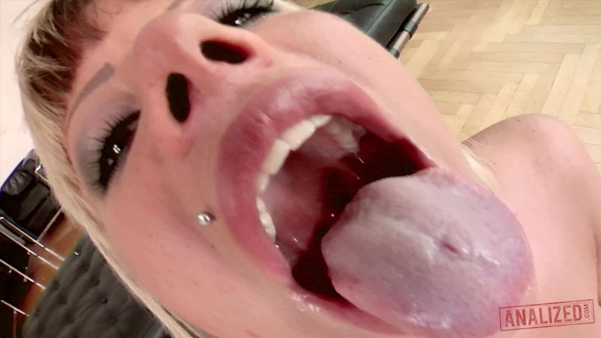 Sandra Parker's Hardcore Ass Fucking with a Hung White Stud