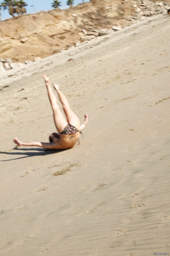 Beach Blanket Pickup Artist Seduces Willing Busty Teen