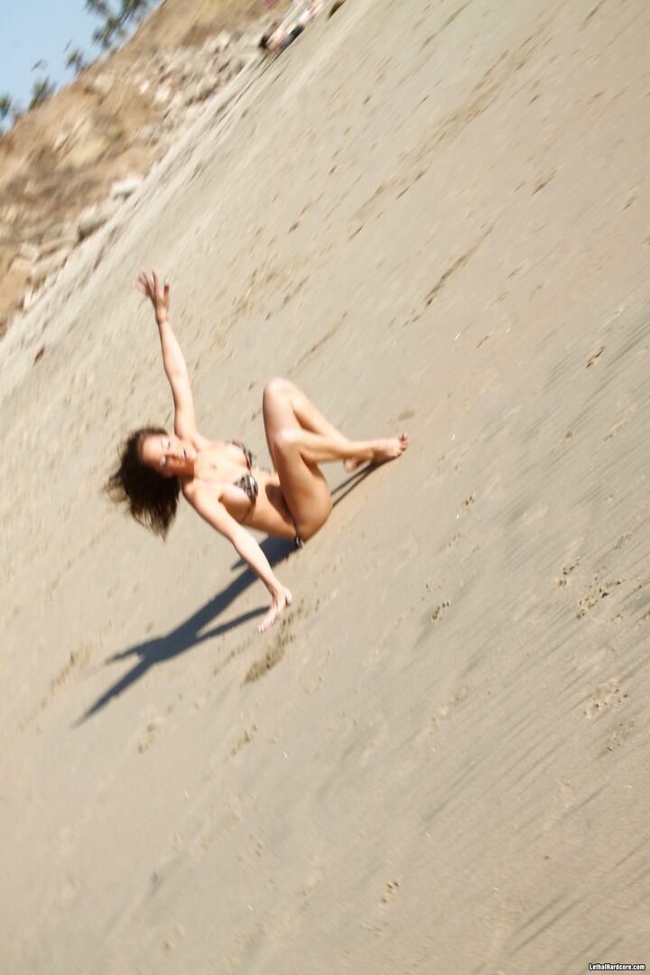 Beach Blanket Pickup Artist Seduces Willing Busty Teen