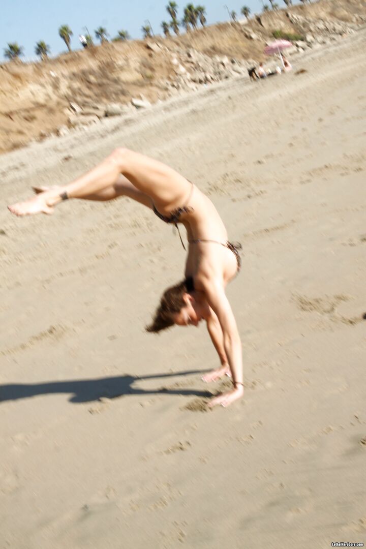 Beach Blanket Pickup Artist Seduces Willing Busty Teen