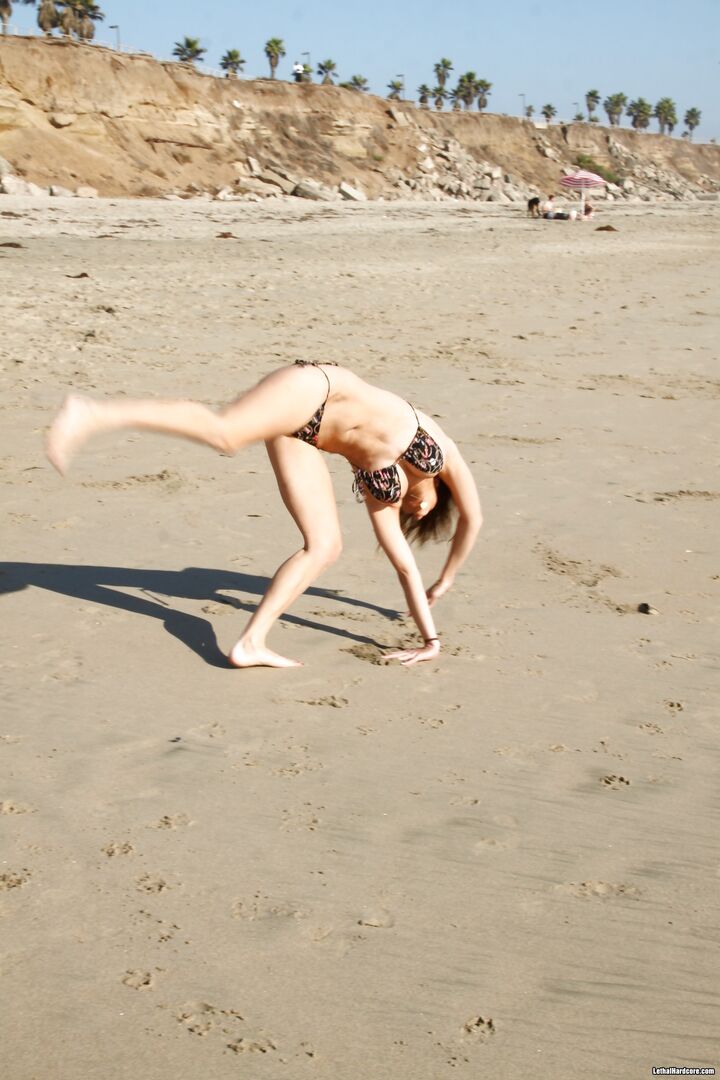 Beach Blanket Pickup Artist Seduces Willing Busty Teen