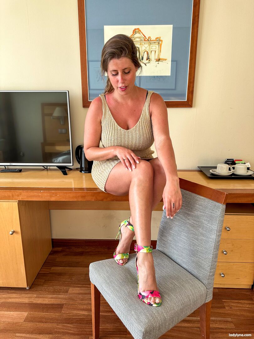 Fucked in a hotel room