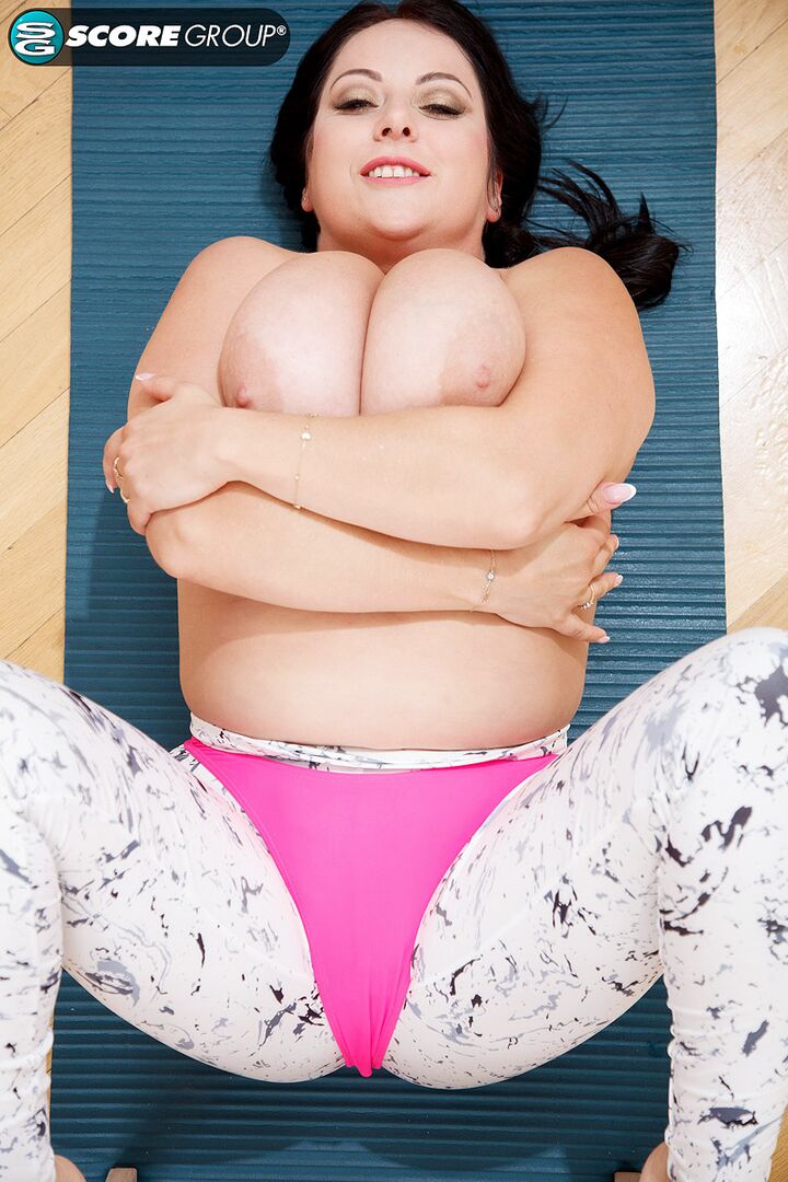 The Busty Body Beautiful Workout with Agnes Poulin