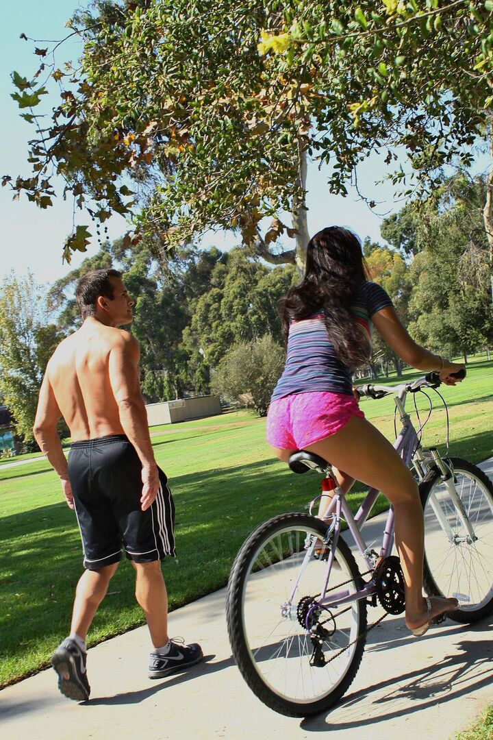 Bambi's Bike Rides Turns Into A Porn Scene Of Pleasure