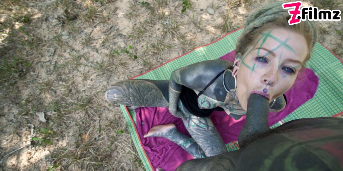 ANAL picnic in PUBLIC - TATTOO couple outdoor FUCK