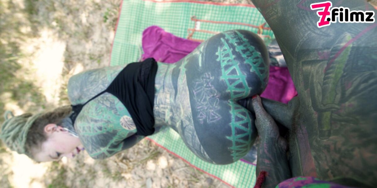 ANAL picnic in PUBLIC - TATTOO couple outdoor FUCK