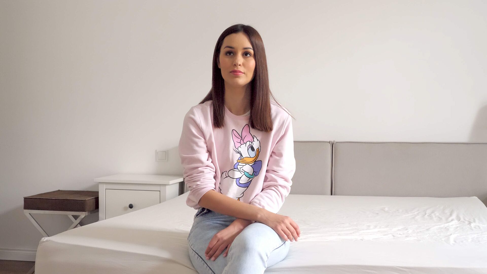 Casting Tall and Skinny Russian Marie Berger In Yoga Pants