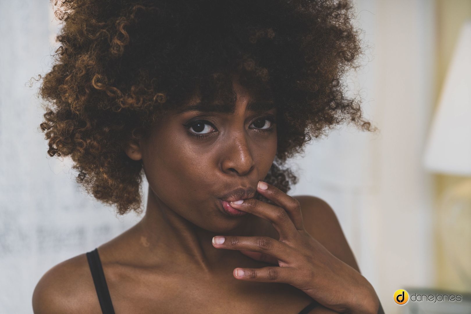 Ebony Latina gets treated right