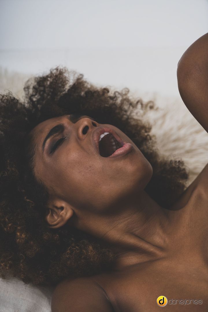Ebony Latina gets treated right