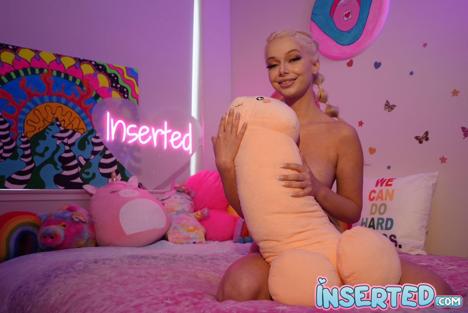 Jessica Gets A Faceful Of Fun