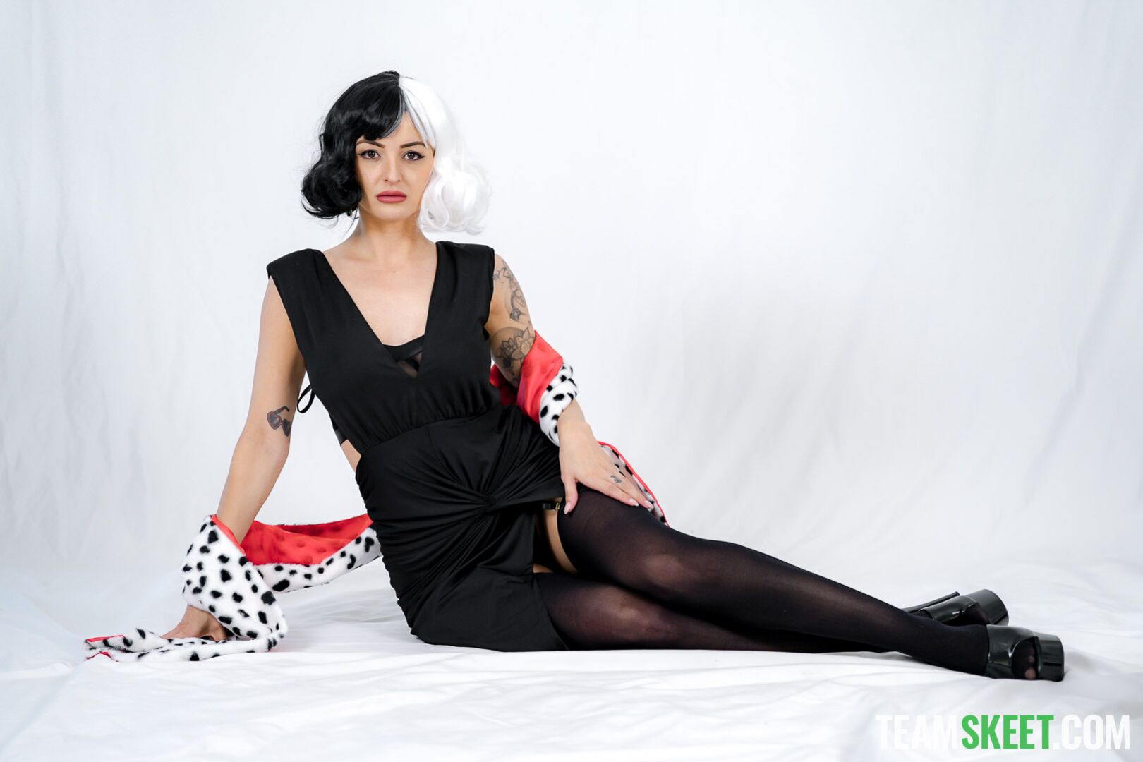 Cruella Intentions, DeVilish Desires