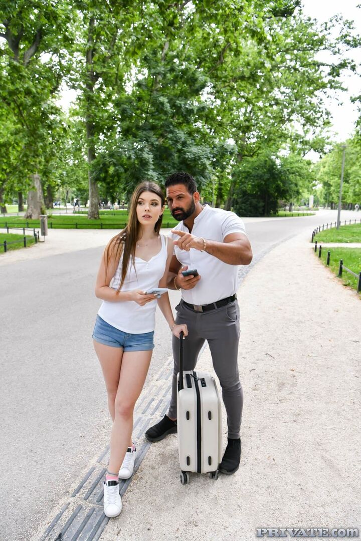 Princess Alice meets a stud who fucks her ass better than her stepbrother