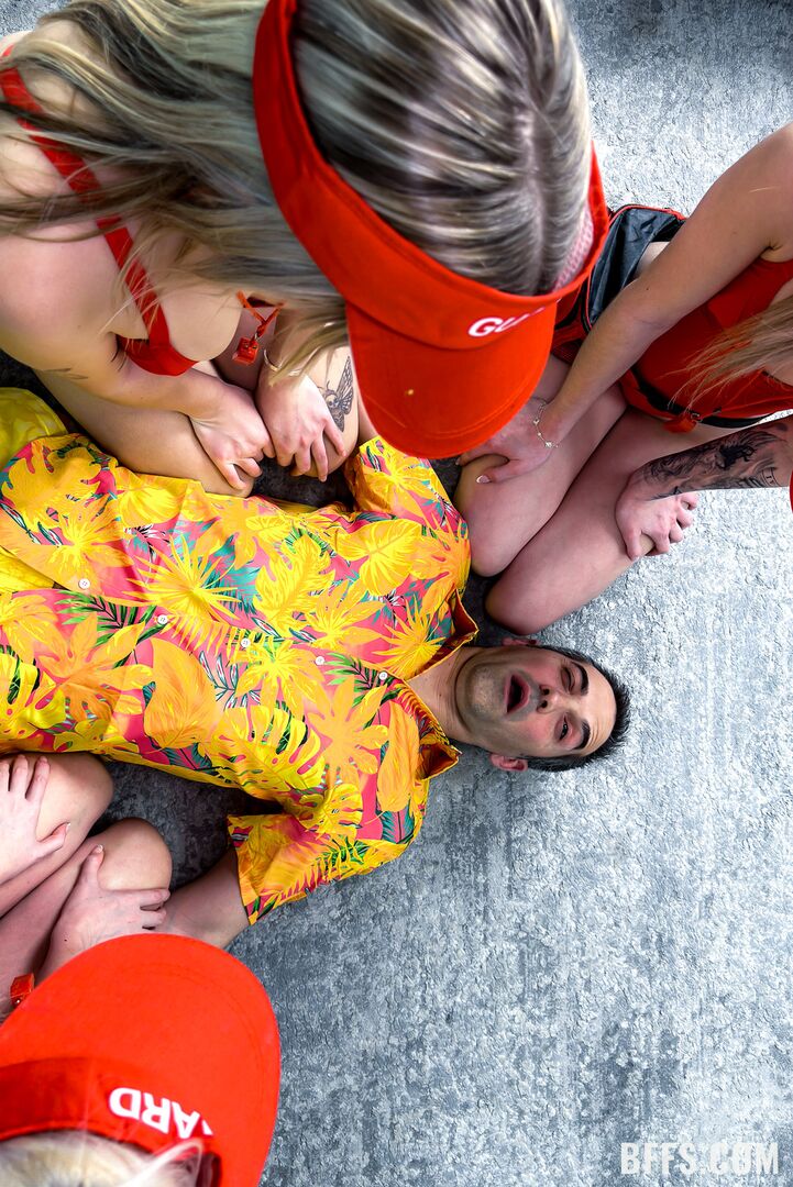Pussy-to-Mouth CPR
