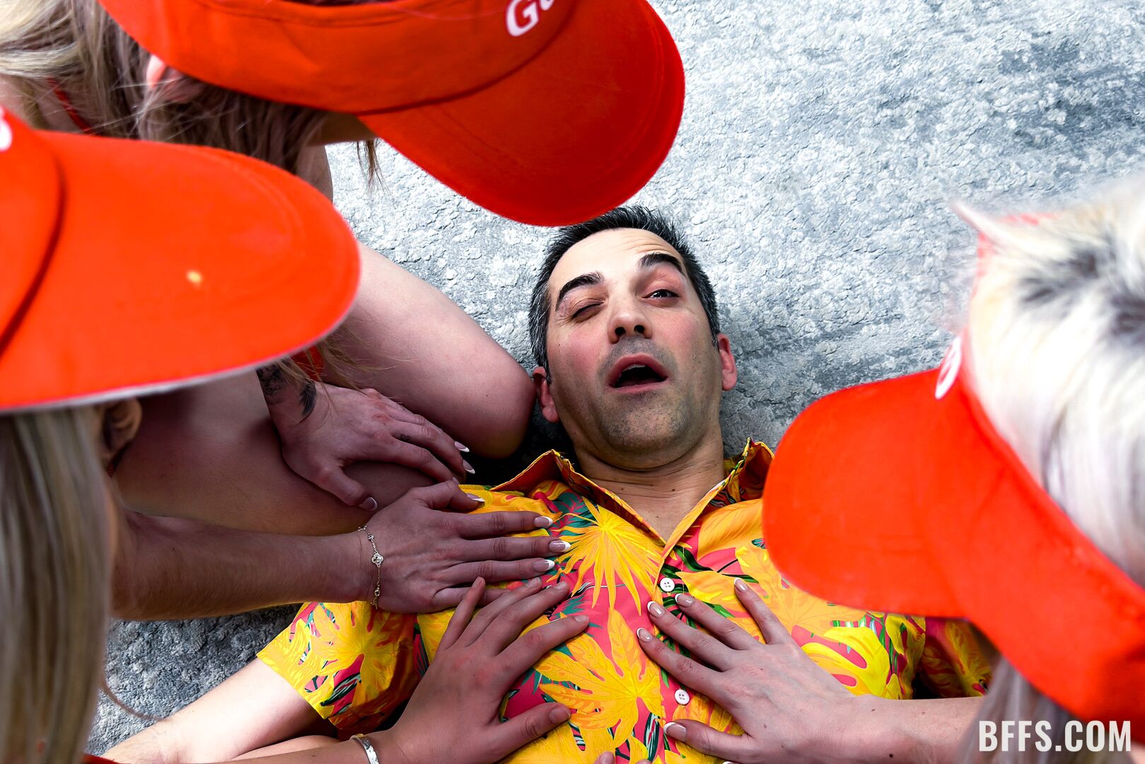 Pussy-to-Mouth CPR