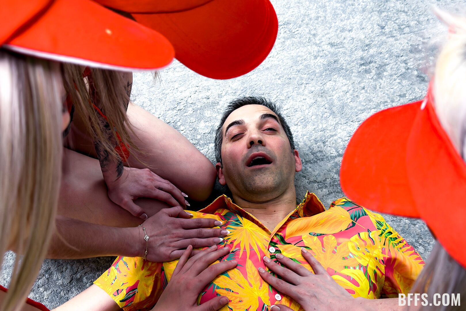 Pussy-to-Mouth CPR
