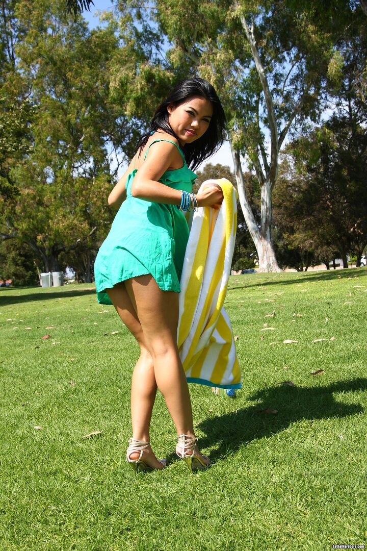 Cindy Starfall Is Craving A Little Action In Her Day