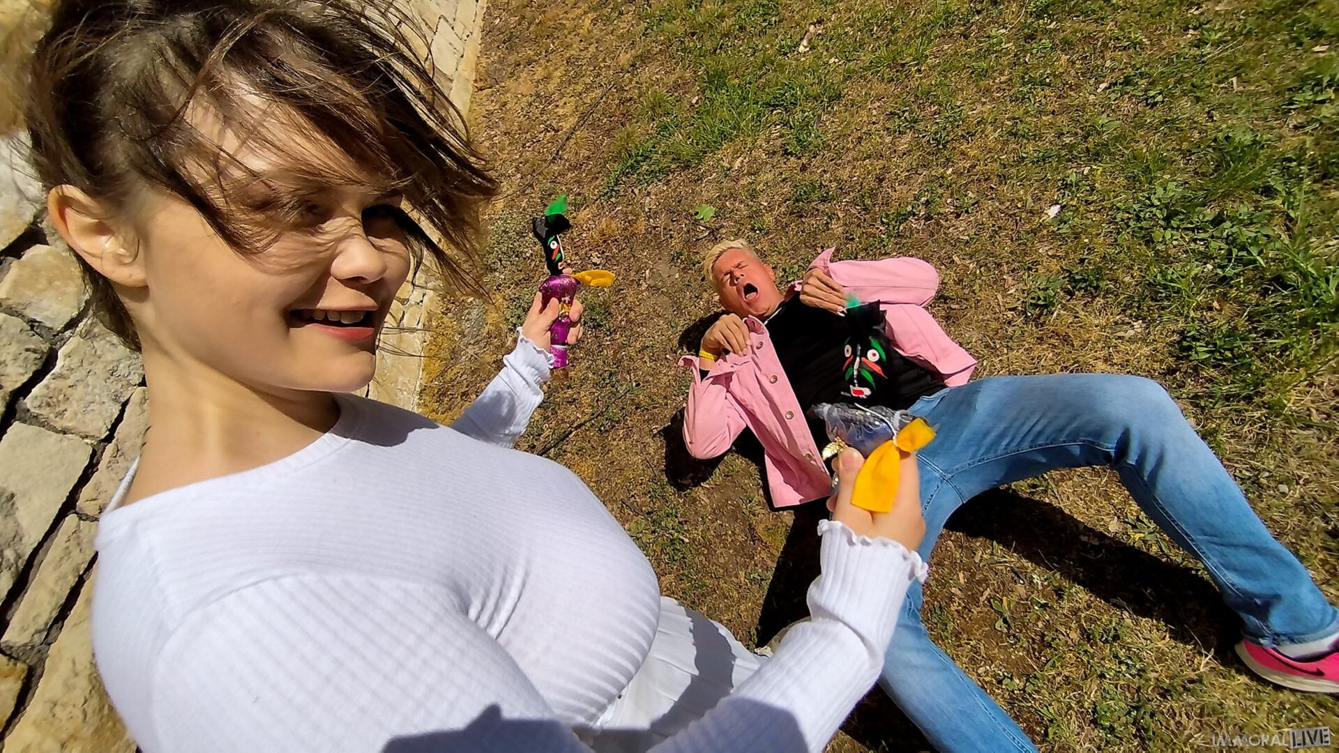 BIG NATURAL TITS BADDIE PEACHY ALICE USES VOODOO for CREAMPIE THREESOME
