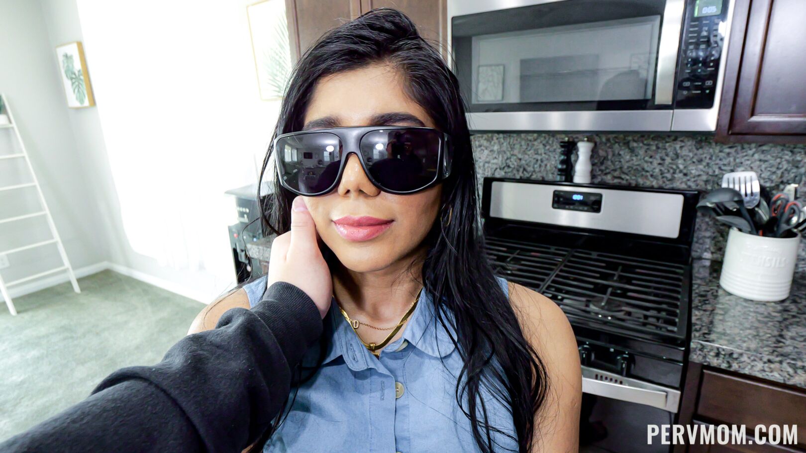 Blind Date: I Finally Fucked My Busty Stepmom