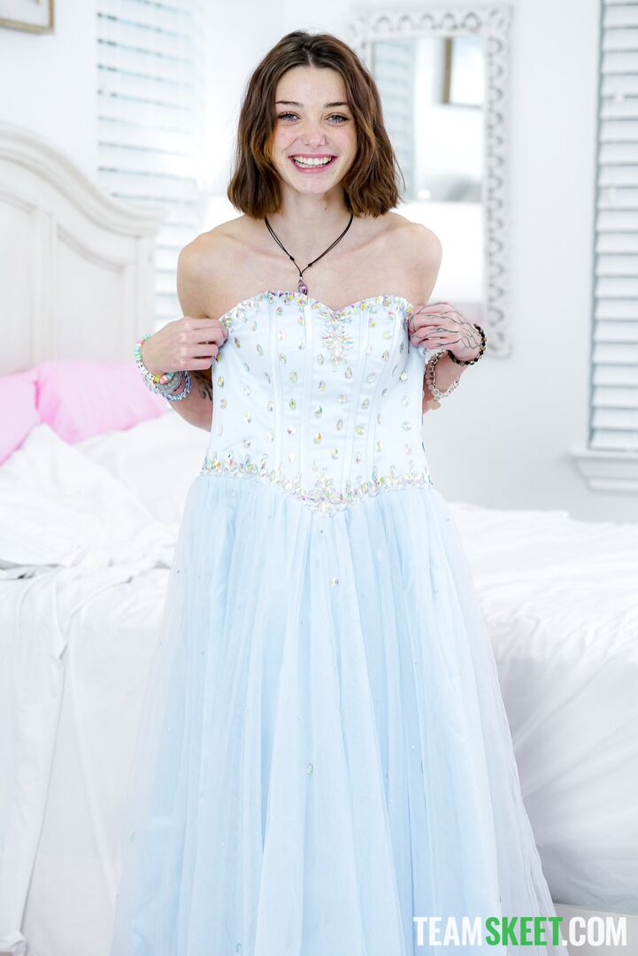 Fuck Me to Prom