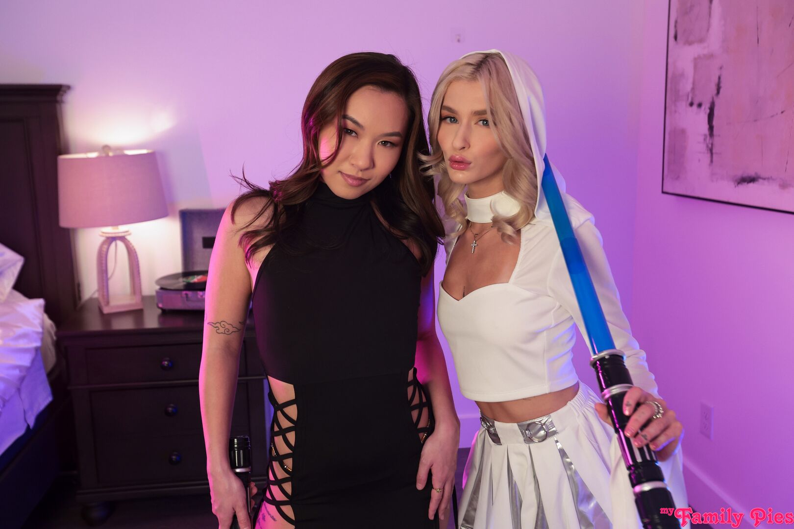 Stepsis Joins The Lust Side - S37:E4