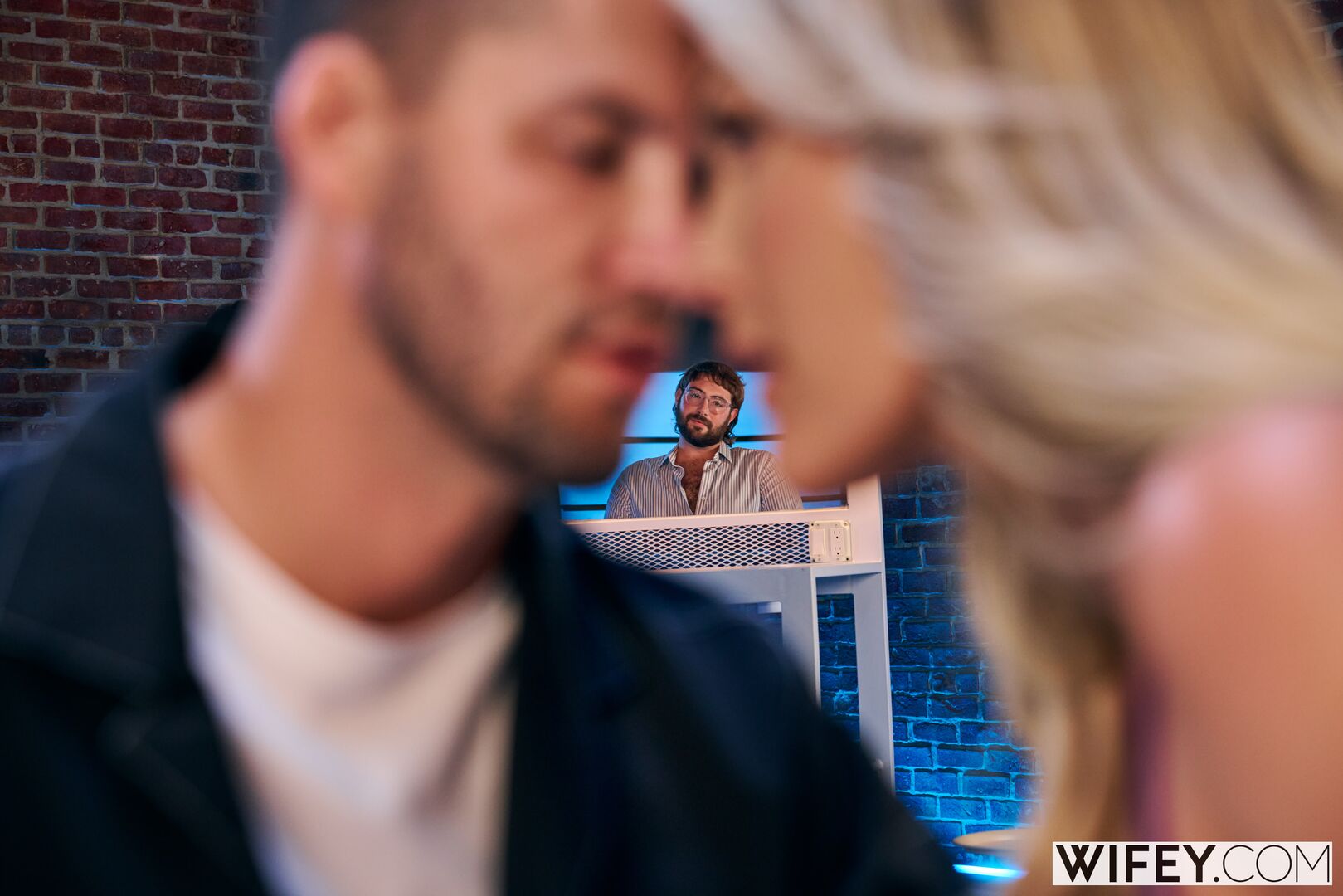 Savvy And Alex - Blonde Hotwife Rides Huge Cock