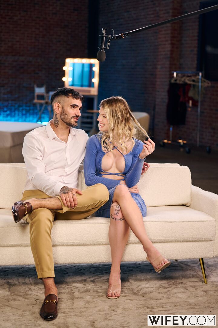 Sammm And Alex - Tiny Hotwife Devours Monster BBC