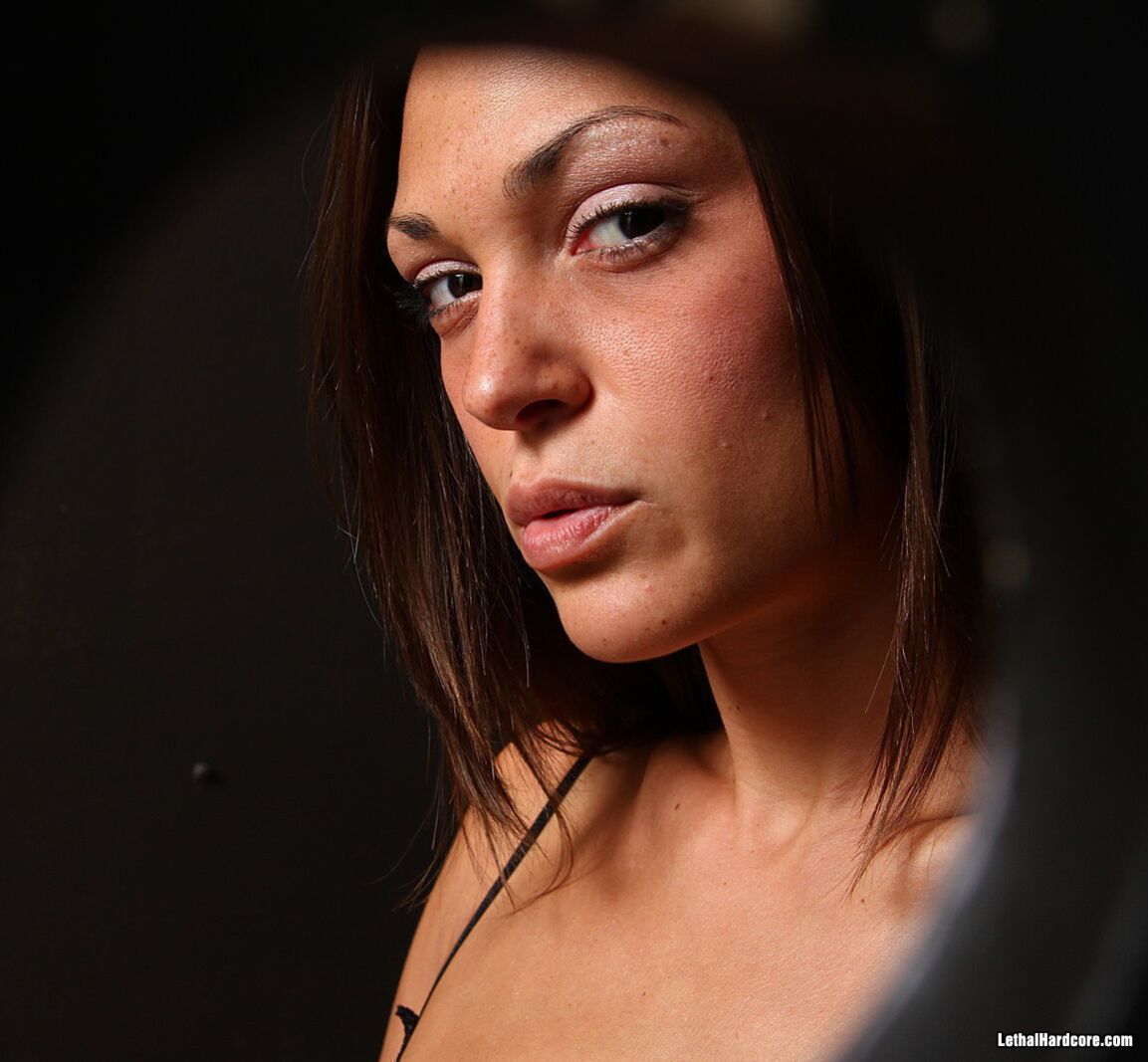 Olivia Wilder Gets Down And Kinky In This Blowjob Clip