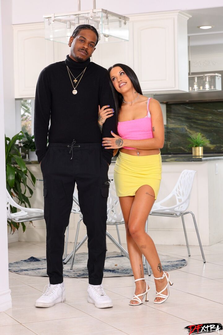 Free Use - Nina White & Kris K