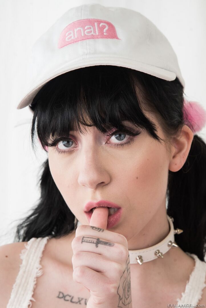 Hookup Hotshot: Slobber Damage, Scene #01