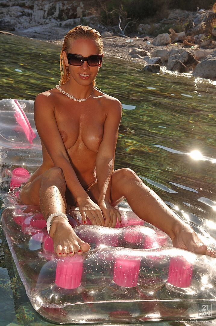 Skinny dippin'