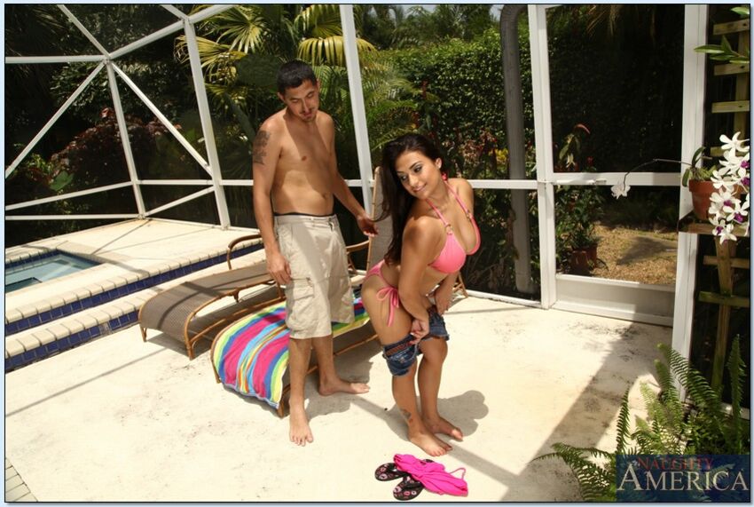 Latina Rikki Nyx fucking in the patio with her big ass