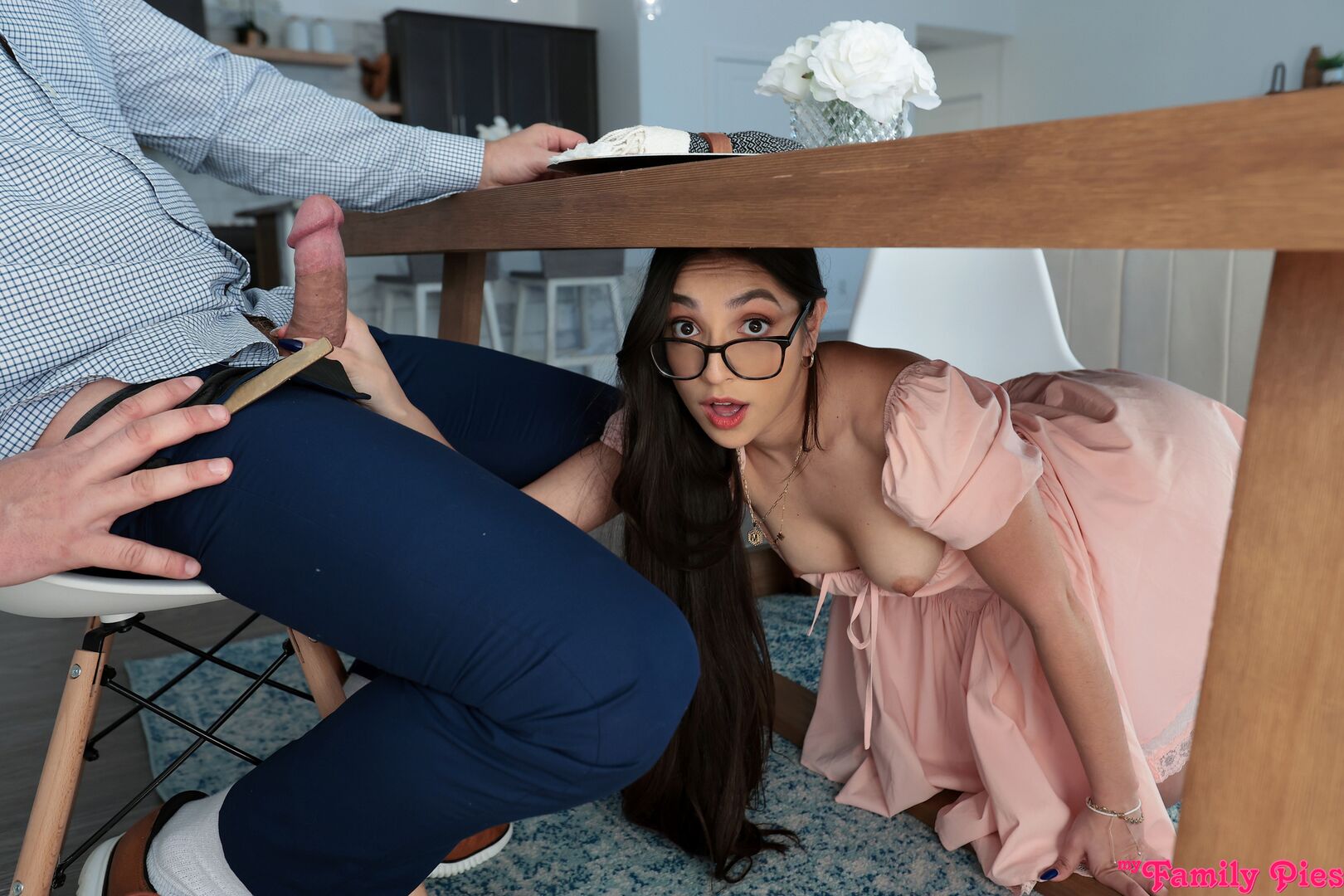 Teaching My Stepdaughter About Sex - S1:E5